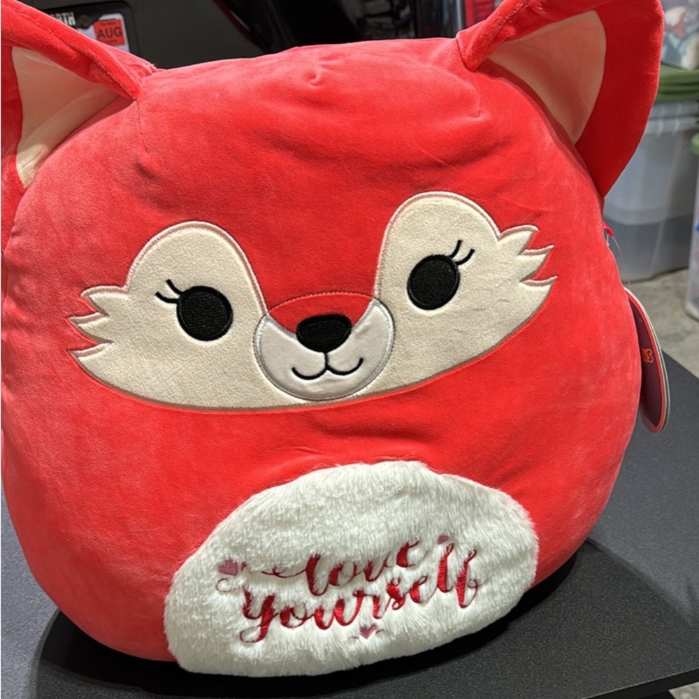Squishmallow Lexi